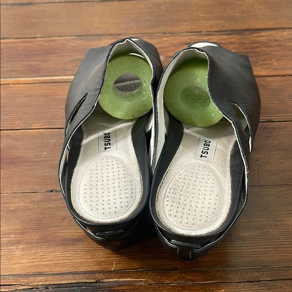 Tsubo Black Leather Mules - Picture 3 of 5